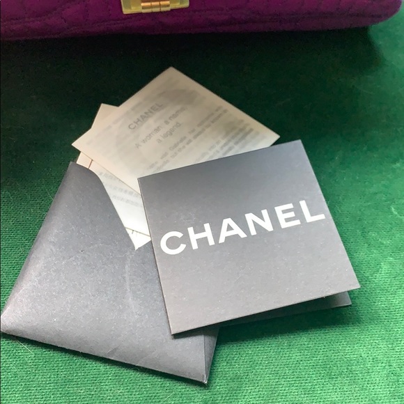Never used Chanel re-issue bag - Picture 3 of 10